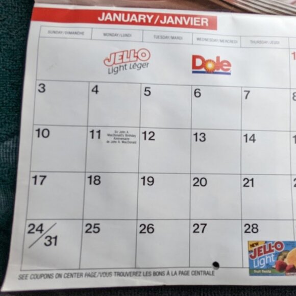 15% OFF Vintage 1988 Calendar/Planner Featuring Monthly Recipes © 1987 - Picture 8 of 16